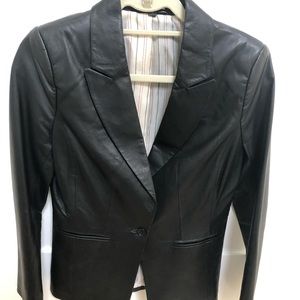 Neiman Marcus ladies black leather blazer sz S